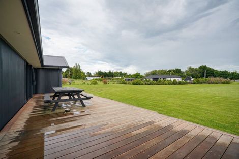 Photo of property in 15 Oreti Road, Otatara, Invercargill, 9879