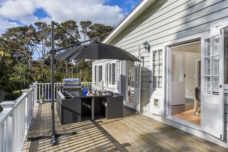 Photo of property in 13 Blacks Road, Greenhithe, Auckland, 0632