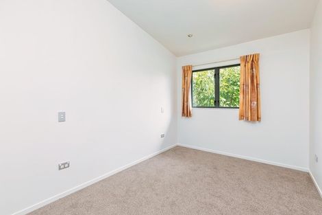 Photo of property in 76 Gunner Drive, Te Atatu Peninsula, Auckland, 0610