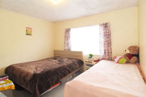 Photo of property in 38 Alidade Place, Massey, Auckland, 0614