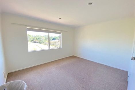 Photo of property in 14 Meharg Place, Fairview Heights, Auckland, 0632