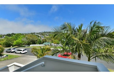 Photo of property in 88a Brian Crescent, Stanmore Bay, Whangaparaoa, 0932