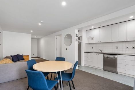 Photo of property in 10/868 Colombo Street, Christchurch Central, Christchurch, 8013