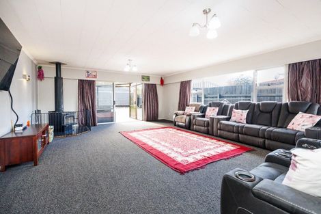 Photo of property in 32 John F Kennedy Drive, Milson, Palmerston North, 4414