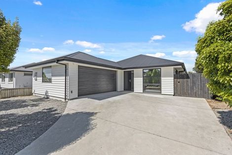Photo of property in 163 Queenspark Drive, Parklands, Christchurch, 8083