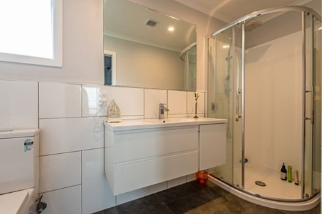 Photo of property in 7 Story Street, Foxton Beach, Foxton, 4815