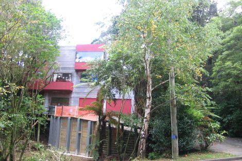 Photo of property in 55 Chatsworth Road, Silverstream, Upper Hutt, 5019
