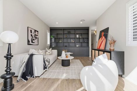 Photo of property in 17a Lake Pupuke Drive, Takapuna, Auckland, 0622