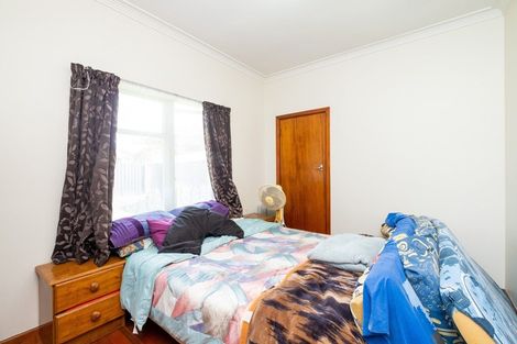 Photo of property in 4 Williamson Road, Clive, 4102
