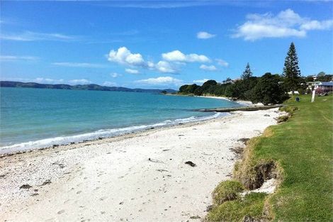 Photo of property in 26 Craig Road, Maraetai, Auckland, 2018