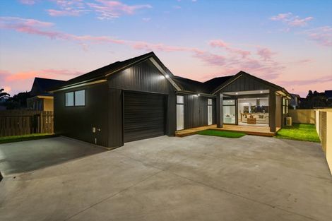 Photo of property in 794b Papamoa Beach Road, Papamoa Beach, Papamoa, 3118