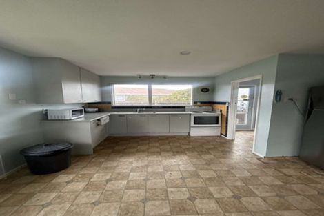 Photo of property in 2/23 Branksome Place, Parklands, Christchurch, 8083