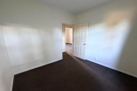 Photo of property in 57 Maupuia Road, Maupuia, Wellington, 6022