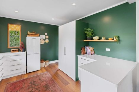 Photo of property in 11 Seaton Court, Hokowhitu, Palmerston North, 4410