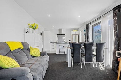 Photo of property in 16 Quinn Crescent, Woodend, 7610