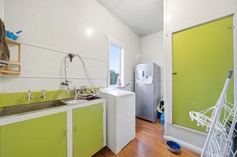 Photo of property in 42 Lippiatt Road, Otahuhu, Auckland, 1062