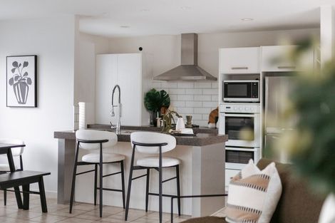 Photo of property in 14 Glenmonarch Place, Pyes Pa, Tauranga, 3112