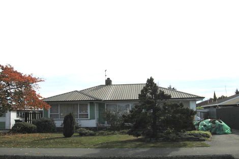 Photo of property in 138 Middlepark Road, Sockburn, Christchurch, 8042