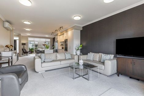 Photo of property in 130 Landmark Terrace, Orewa, 0931