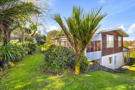Photo of property in 35 Ramillies Place, Glenfield, Auckland, 0629