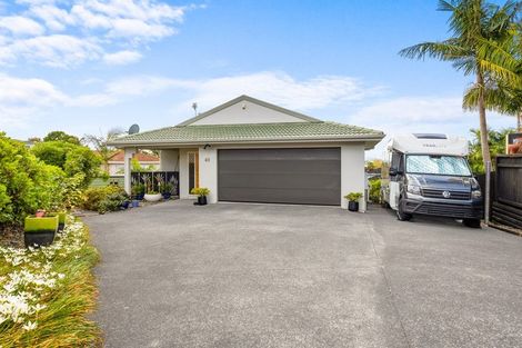 Photo of property in 40 Westpark Drive, West Harbour, Auckland, 0618