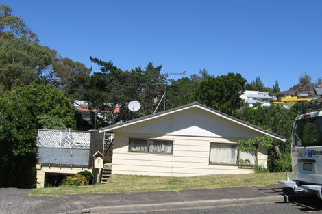 Photo of property in 7 Lysander Crescent, Beach Haven, Auckland, 0626