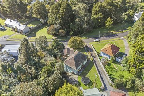 Photo of property in 70 Glenpark Avenue, Frankleigh Park, New Plymouth, 4310
