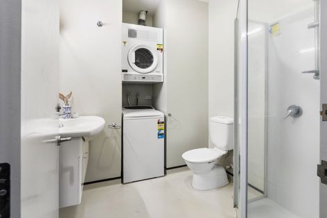 Photo of property in City Lodge, 402/115 Vivian Street, Te Aro, Wellington, 6011