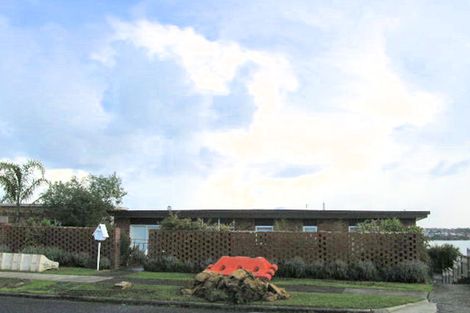 Photo of property in 45 Waller Avenue, Bucklands Beach, Auckland, 2012