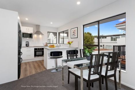 Photo of property in 2/91 Beachville Road, Redcliffs, Christchurch, 8081