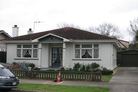 Photo of property in 41 Dahlia Street, Palmerston North, 4410
