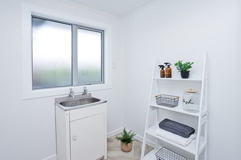 Photo of property in 37b Holloway Street, Waikiwi, Invercargill, 9810