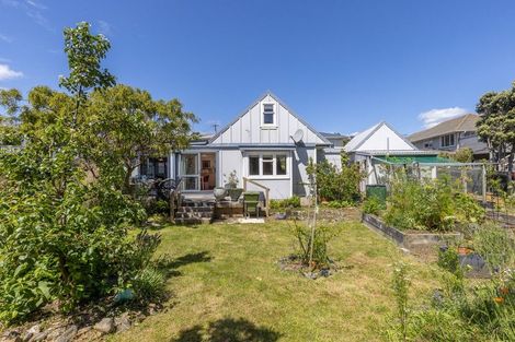 Photo of property in 11 Whanake Street, Titahi Bay, Porirua, 5022