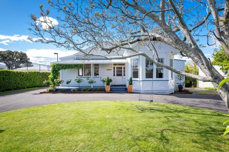 Photo of property in Rosewood, 39 Napier Terrace, Hospital Hill, Napier, 4110