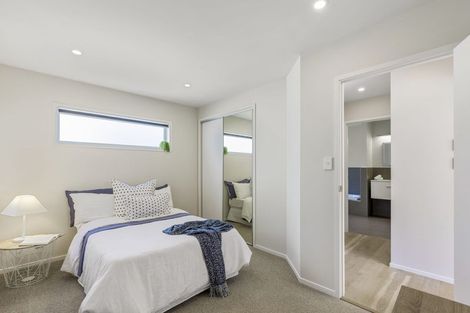 Photo of property in 69 De Luen Avenue, Tindalls Beach, Whangaparaoa, 0930