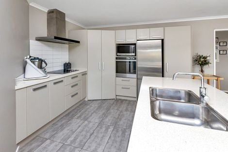 Photo of property in 3 Sando Way, One Tree Point, 0118