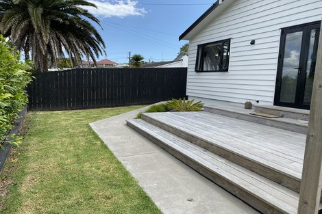 Photo of property in 97 Barrack Road, Mount Wellington, Auckland, 1060