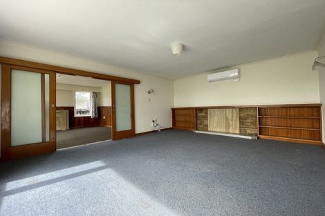 Photo of property in 18 Parata Street, Hokowhitu, Palmerston North, 4410