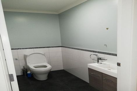 Photo of property in 13 Ruske Place, Grandview Heights, Hamilton, 3200