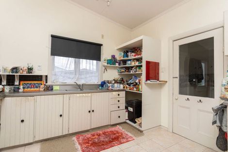 Photo of property in 12 Grant Street, Dannevirke, 4930