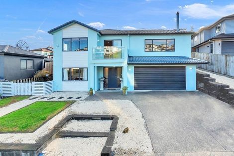Photo of property in 41 San Marino Drive West, Henderson, Auckland, 0612