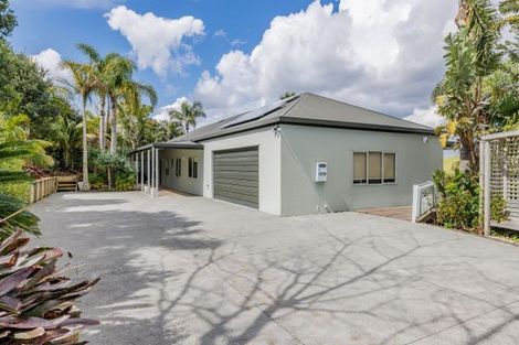 Photo of property in 33a Skudders Beach Road, Kerikeri, 0294