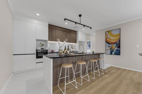 Photo of property in 2e Hughs Way, Flat Bush, Auckland, 2019
