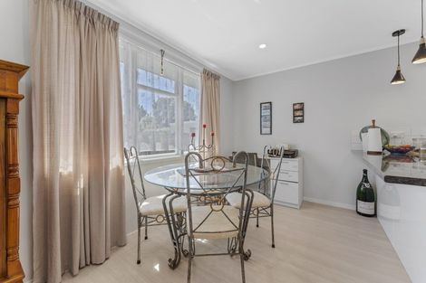 Photo of property in 42 Robinson Crescent, Westbrook, Palmerston North, 4412