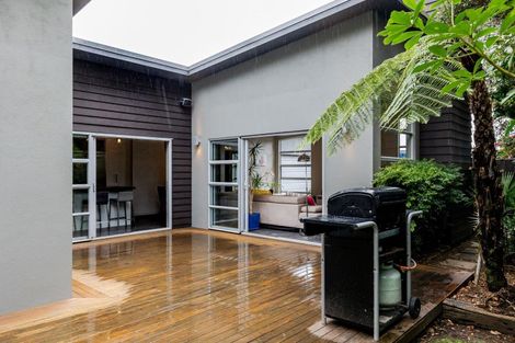 Photo of property in 123b Maxwells Line, Awapuni, Palmerston North, 4412