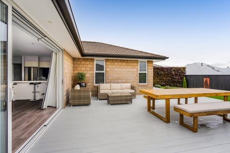 Photo of property in 16 Jules Crescent, Bell Block, New Plymouth, 4312