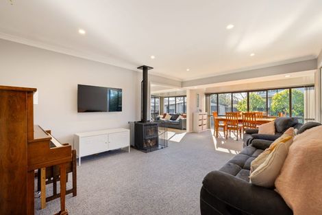 Photo of property in 23 Glenora Place, Hornby, Christchurch, 8042