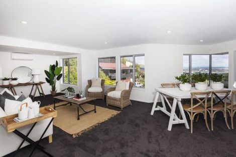Photo of property in 99 Cannon Hill Crescent, Mount Pleasant, Christchurch, 8081