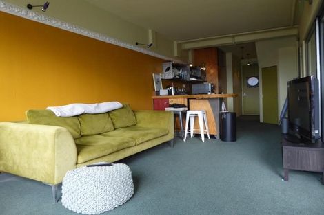 Photo of property in Qba Apartments, 3f/51 Webb Street, Mount Cook, Wellington, 6011