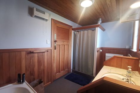 Photo of property in 79 Parkvale Road, Karori, Wellington, 6012